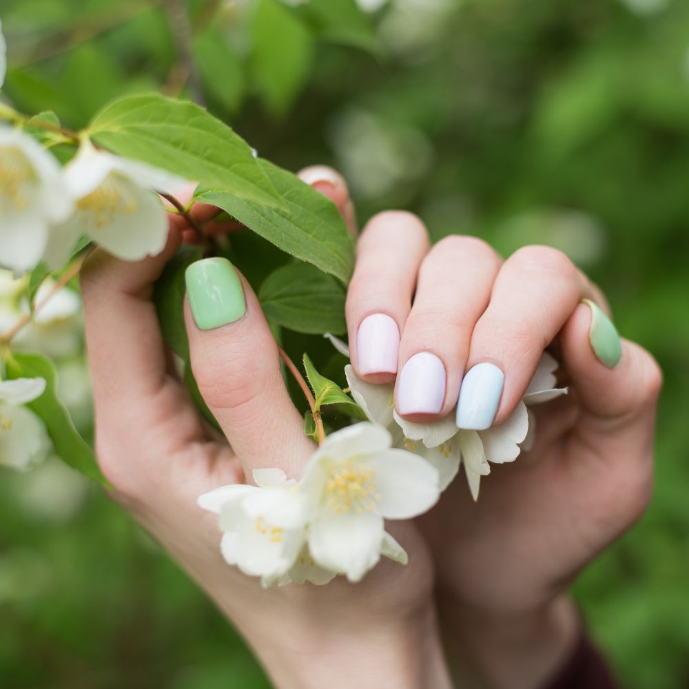 Nail Trends for Spring 2024: Embrace Style and Shine with Heyhae's Sun-Cured Nails - Heyhae