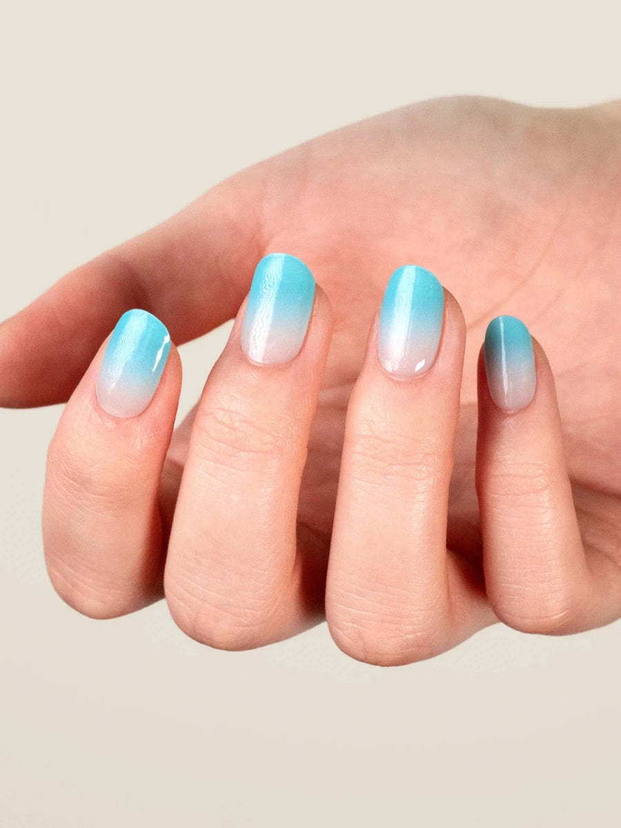 ジェルネイル・ネイルシール Hey! heyhae Semi-Cured Gel Nails – Vibrant Blue | Blue Me Away – Heyhae