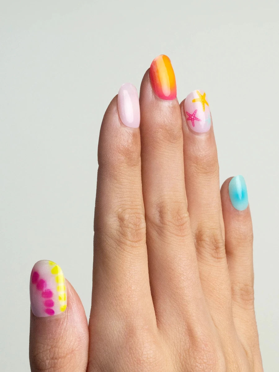 ジェルネイル・ネイルシール Hey! heyhae | Semi-cured gel nail