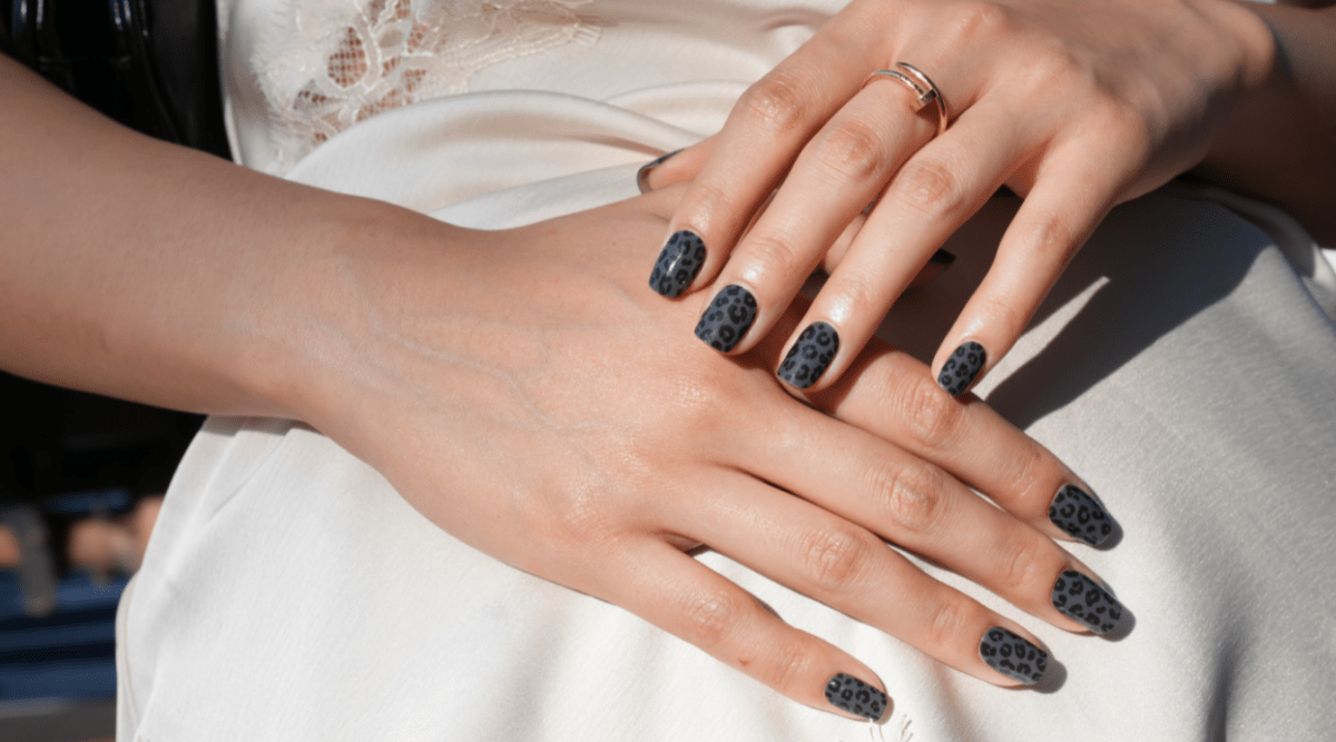 Nail Mistakes That Could Be Making Your Heyhae Gel Strips Chip or Lift - Heyhae