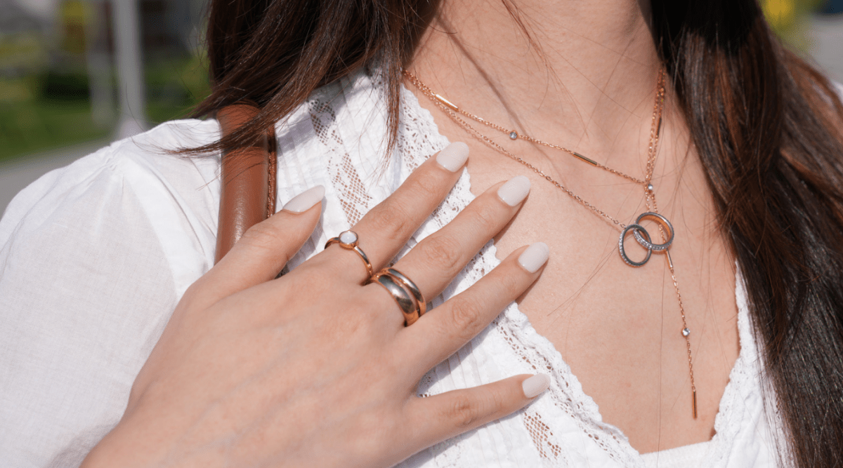 Why Your Gel Nails Strips Keep Lifting (And the Salon-Quality Ones That Actually Stay On) - Heyhae