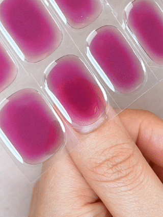 Applying Heyhae gel nail strips