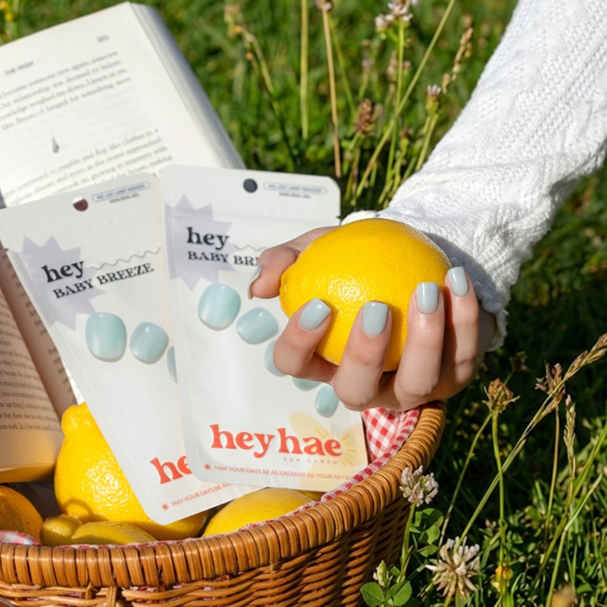 Hey, Baby Breeze - Heyhae - sun sured gel nail stickers
