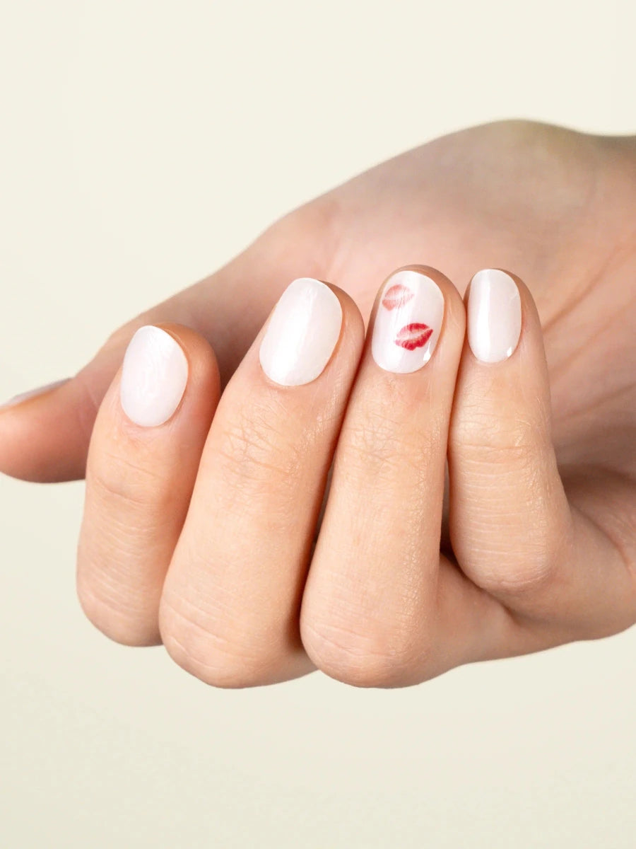 Hey, Hugs & Kisses - Heyhae - sun sured gel nail stickers