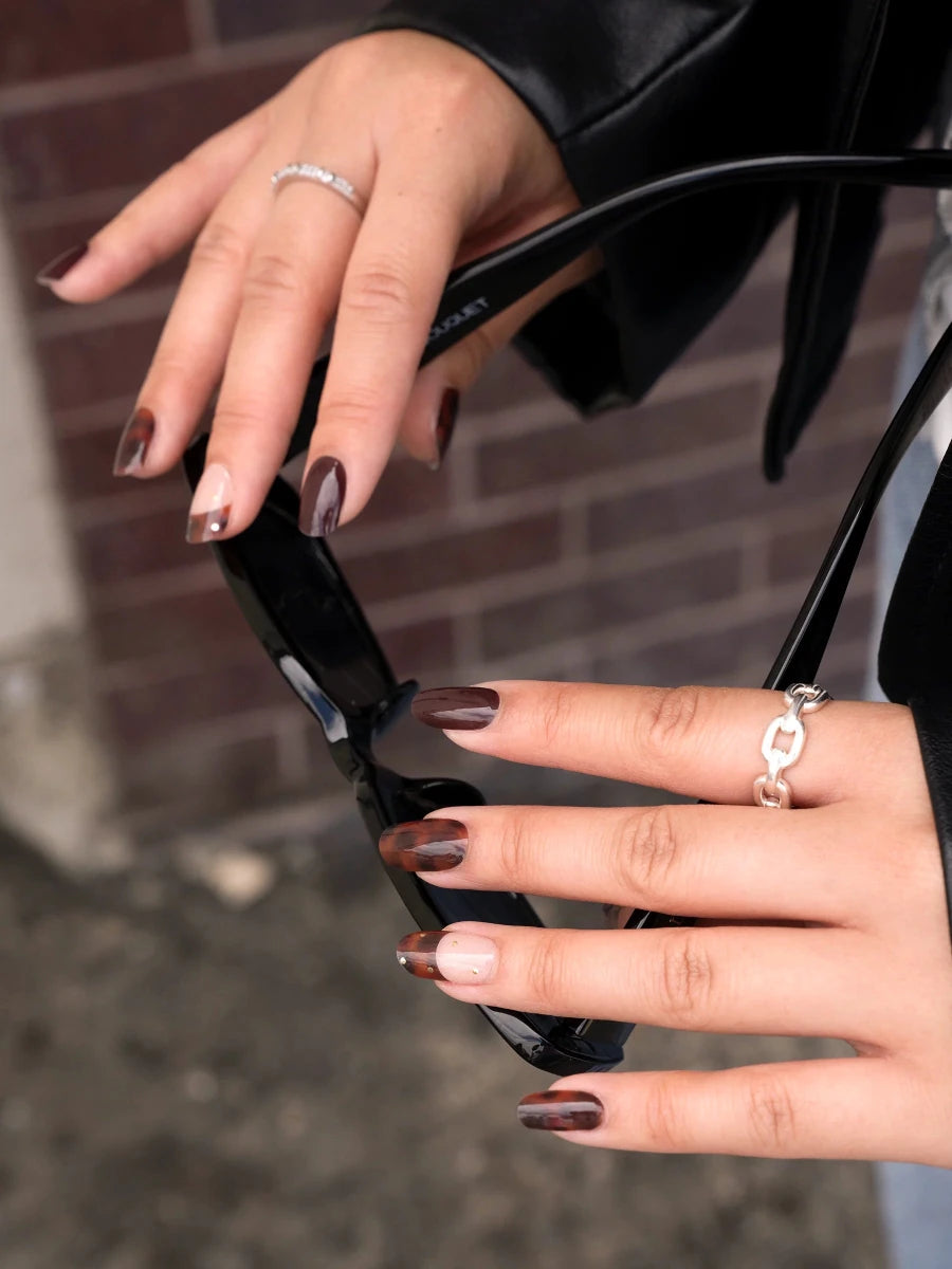 Hey, Main Character - Heyhae - sun sured gel nail stickers