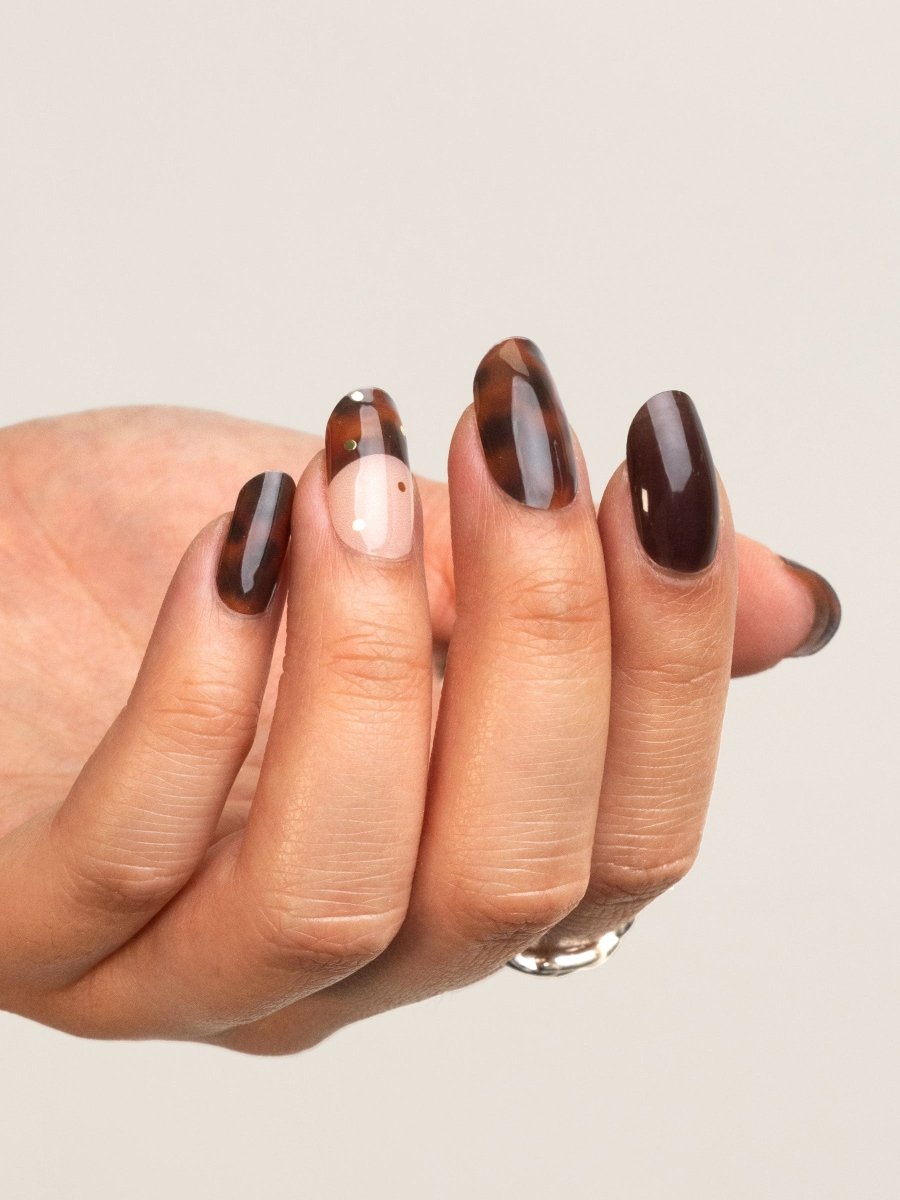 Hey, Main Character - Heyhae - sun sured gel nail stickers